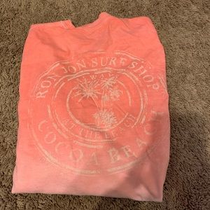 Ron Jon’s long sleeve ombré tee.